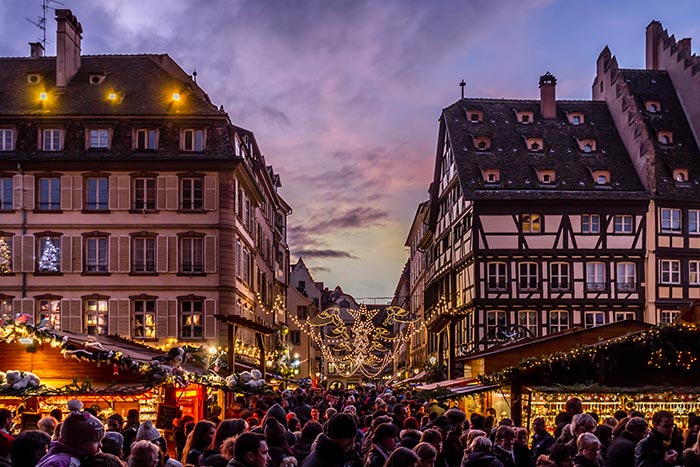 Aller au marché de Noël de Strasbourg grâce aux bus pas chers