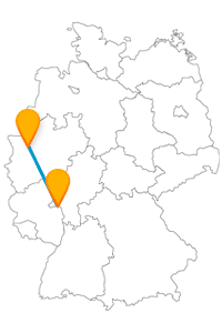 Gemütlicher Hafen- oder Altstadtbummel stehen auf der Reise mit dem Fernbus Duisburg Mainz meist auf dem Programm.