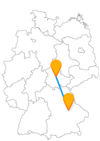 Vergleichen Sie einmal auf Ihrer Reise im Fernbus Erfurt Regensburg die beiden Domkirchen.