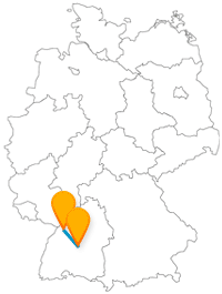 Die Fernbusstrecke zwischen Karlsruhe und Tübingen verbindet zwei renommierte Universitäten.
